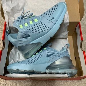 Nike AirMax 270